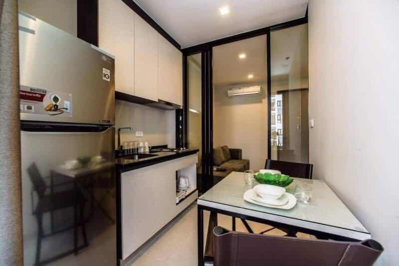 The Base Central Pattaya Seaview Exterior photo
