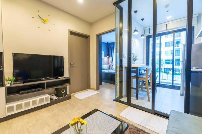 The Base Central Pattaya Seaview Exterior photo